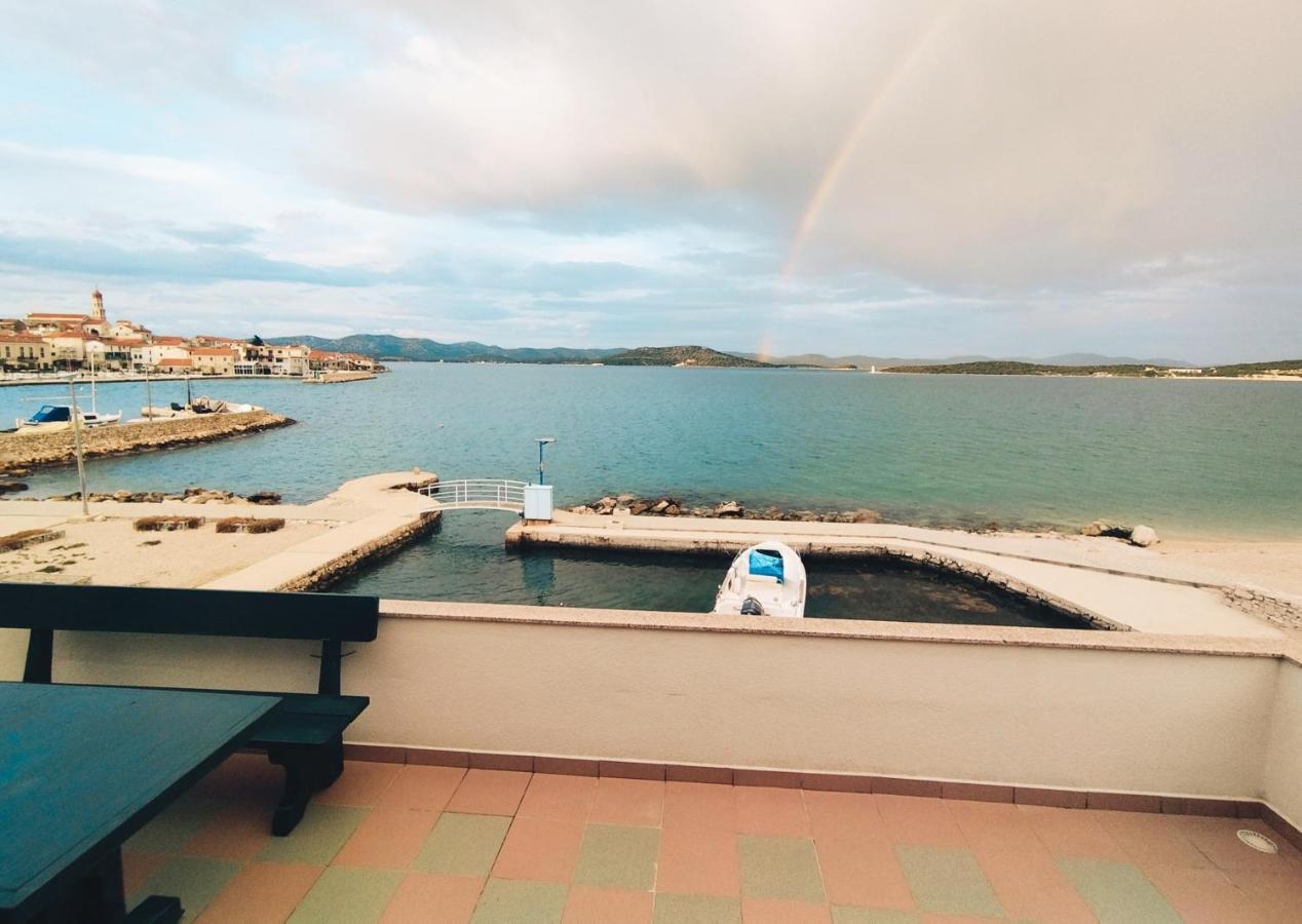 Hotel On The Sea Betina  Exterior foto